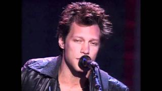 Bon Jovi Speaks About AIDS at Lifebeat's Beat Goes On - 1996