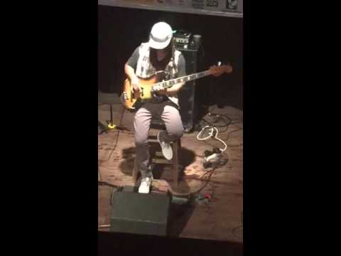 michel Alibo Fender bass solo