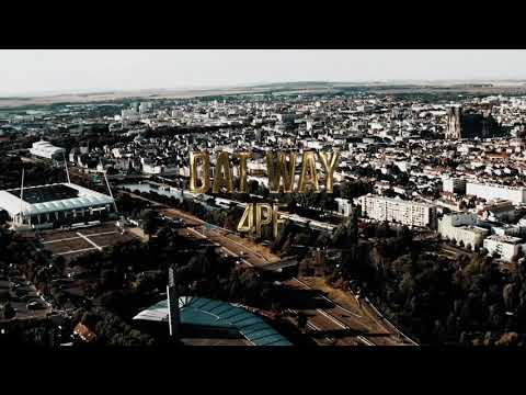 DAT-WAY: 4PFAMILLY & BARREM