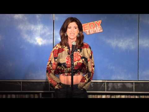 フランシス・ディロリンゾによるスタンドアップコメディ - 自家製インプラント (Stand Up Comedy By Frances Dilorinzo - Homemade Implants)