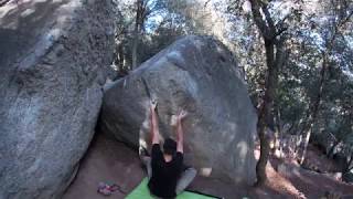 Video thumbnail of L'escut, 5 (sit). Can Boquet