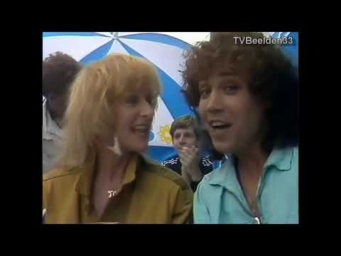 Dennie, Micha, Freddy Breck & Mieke - Wie gaat er mee  (Op volle toeren)