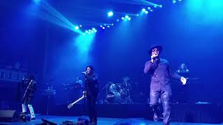 WHEN DOVES CRY live The REVOLUTION with Wendy killing on guitar channelling PRINCE in ATL 2/24/2018