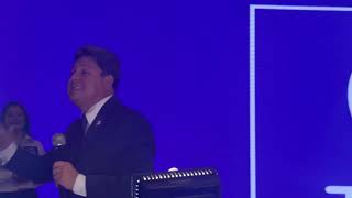 Madrazo ya ofrece cárceles y hospitales y aún no es presidenciable