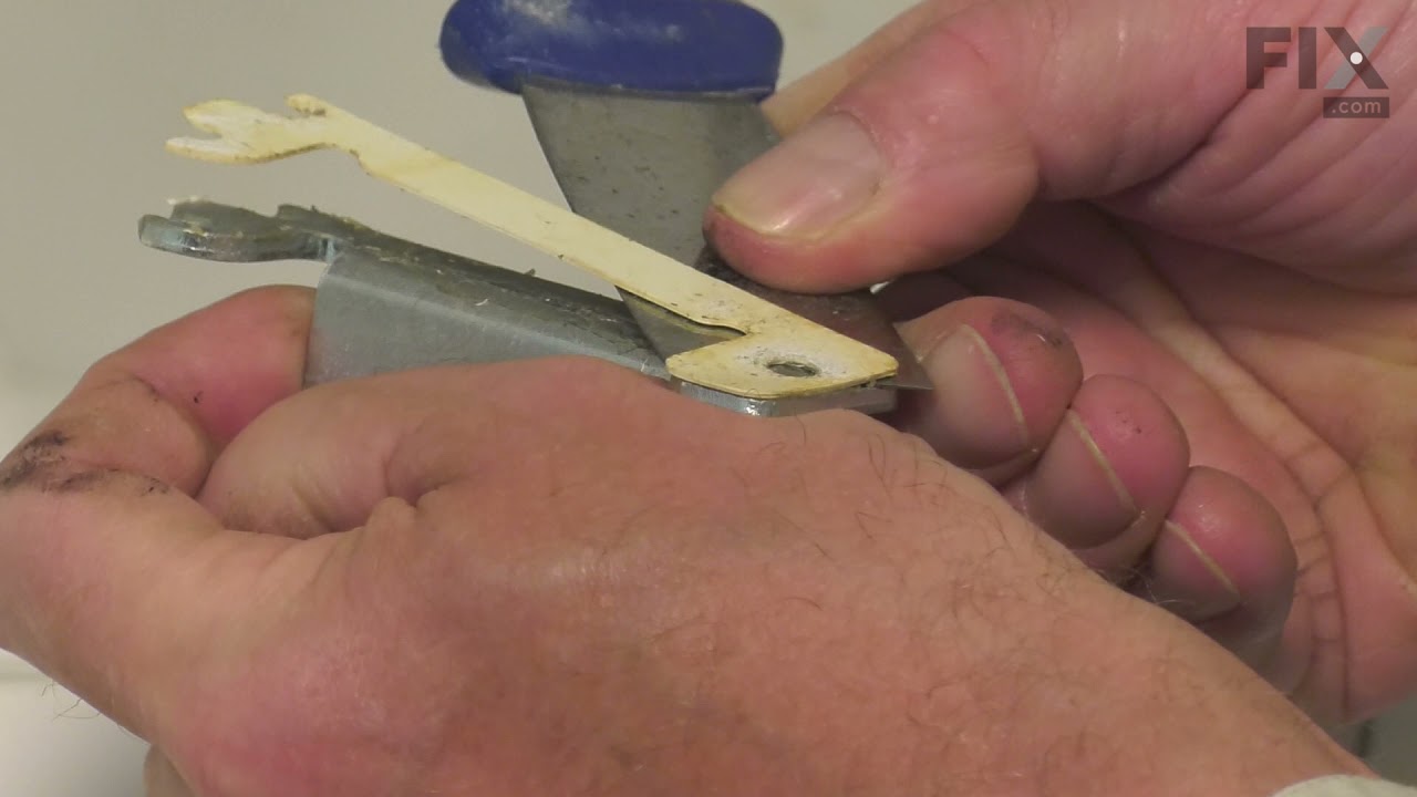 Replacing your Refrigerator Center Door Hinge Replacing your Refrigerator Center Door Hinge
