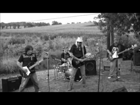 IRON MONKEE BAND covering YOU GOT ANOTHER THING COMING-Judas Priest.wmv