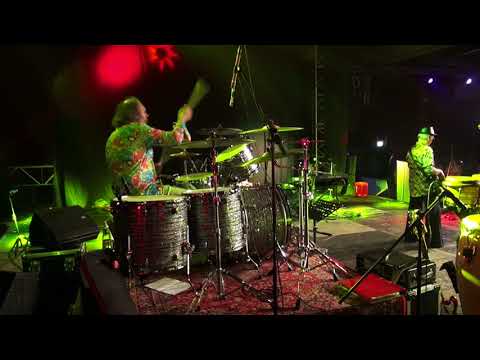 The trio experience tribute band to Jimi hendrix : Foxy lady  DRUM CAM