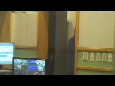 120104 Sukira- Ryeowook's happy toilet break~