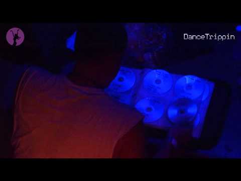 Cirez D - On Off [played by Mark Knight]