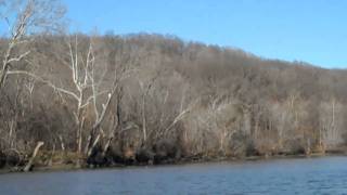 preview picture of video 'Winter Kayak Salt River Ralls County Missouri Nov 27th 2010'