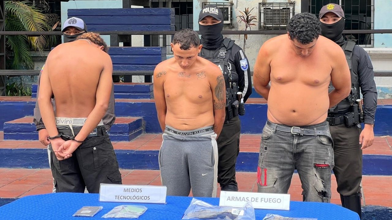 Policía detiene a tres integrantes de un GDO tras varios hechos violentos en Guayaquil