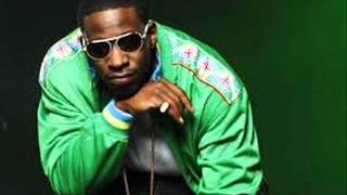 Pistol  -  Young Dro