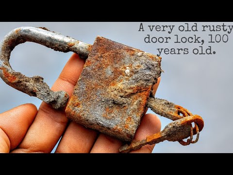 100-Year-Old Rusty Door Lock RESTORED to Perfection”