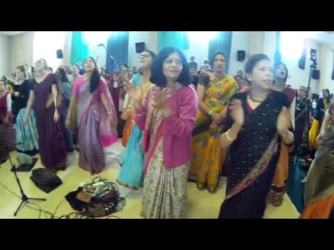 Manu Prabhu Chants Hare Krishna and Gets Everyone Dancing at Birmingham 24 Hour Kirtan 2017