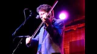 Tim O&#39;Brien - Working On A Building