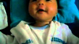 Con gái 1 tháng tuổi A