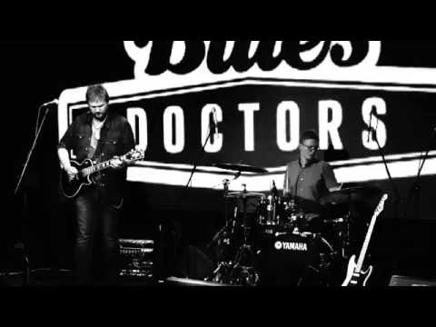 Blues Doctors TV: Steppin' Out (Live)