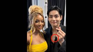 Download lagu BTS Taehyung's $495 Silver Tag Necklace 😱 BTS Fashion Breakdown (Brand Price) #bts #btsv #shorts mp3 Download lagu BTS Taehyung's $495 Silver Tag Necklace 😱 BTS Fashion Breakdown (Brand Price) #bts #btsv #shorts mp3