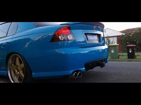 Holden VZ SS cold start comparison between 2.5 and 3 inch exhaust