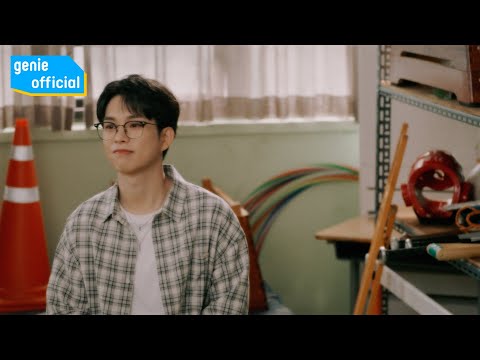 Video thumbnail for 그녀가 웃잖아 (She’s Smilling)