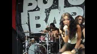 Butcher Babies Chicago Mayhem 2013 I smell a Massacre and The Mirror never Lies
