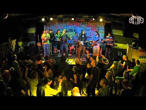 Jahcoustix & Roots Rocket live Band - Another day (live @ club *MIXTAPE 5* 16.05.2014)