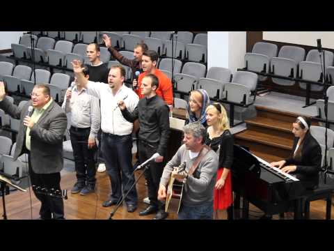 El ne-a iubit venind in lume - tinerii Harul Zalau