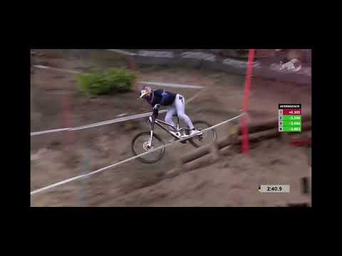 LOIC BRUNI WORLD CHAMPION RUN 2022 - LES GETS