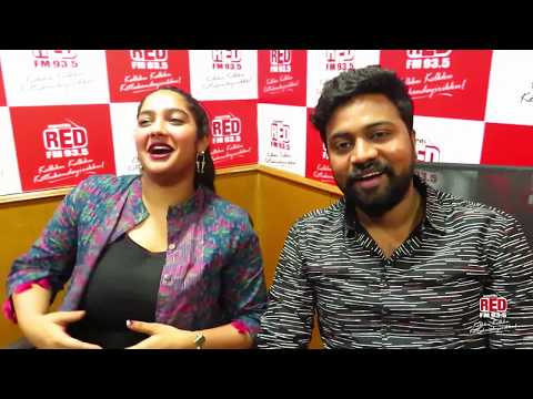 download lagu mp3 mp4 Karthika Muralidharan, download lagu Karthika Muralidharan gratis, unduh video klip Karthika Muralidharan