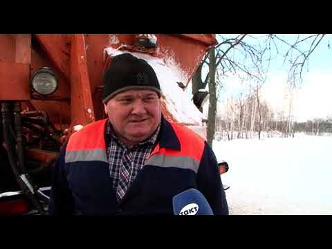 В Курске продолжается уборка снега