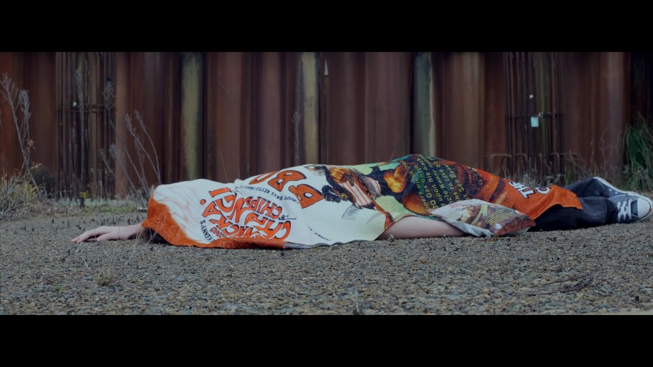 Miniature de la vidéo The Snacking of The Changi du film The Snacking of The Changi