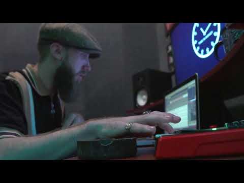 VILLAIN'S CRATES - NEF