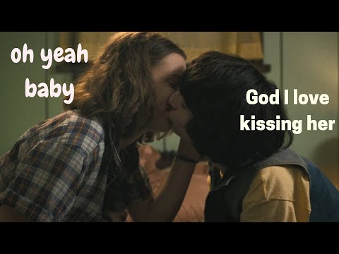 mike and eleven kissing for 1 minute straight