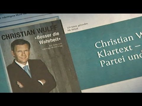 El presidente alemán Christian Wulff no dimite pero se disculpa en público