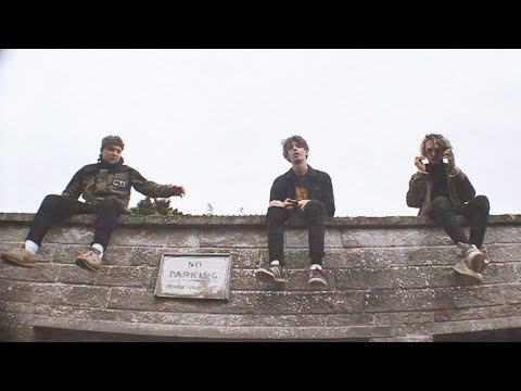 The DLX - Wear The Crown