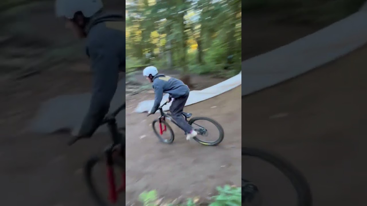 Damian Anhder and LJ Parra Share Spines Like Gentlemen