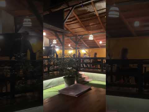 Eredeti vágatatlan hangulat videó: Modern Ai-vezényelt villámrandi