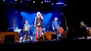 Emmylou Harris / Rodney Crowell - Back When We Were Beautiful - Gold Coast, Australia, 1-7-15044