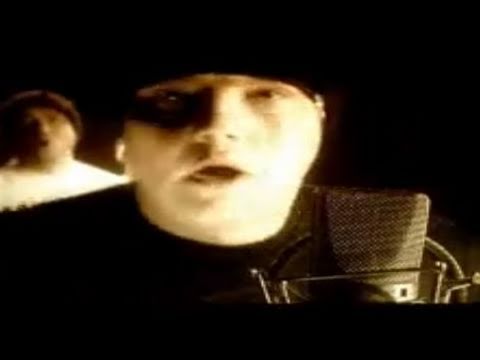 Pelson - Zawieszeni w prozni