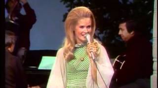 Rose Garden - Lynn Anderson