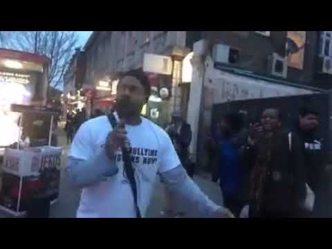 Witchcraft in London: Warlock tricks David with a Witchcraft covering for Warmth