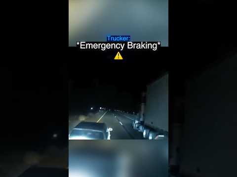 Driver Brake Checks Semi Truck at Night 😳🤦‍♂️