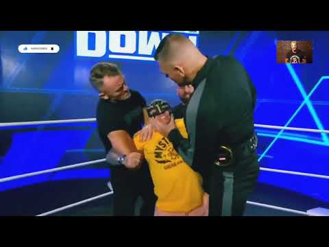 Gunther attacks Rey Mysterio - WWE SmackDown 10/28/2022