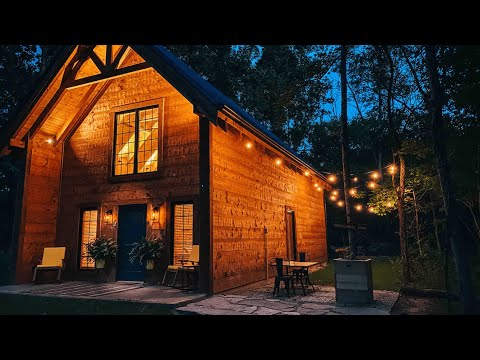 Adorable Tiny Cabin House to Stay