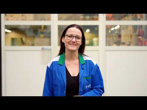 Tanja Fritschi manages job preparation and scheduling