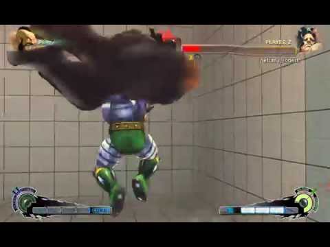 Ultra Street Fighter IV battle: Zangief vs Hugo