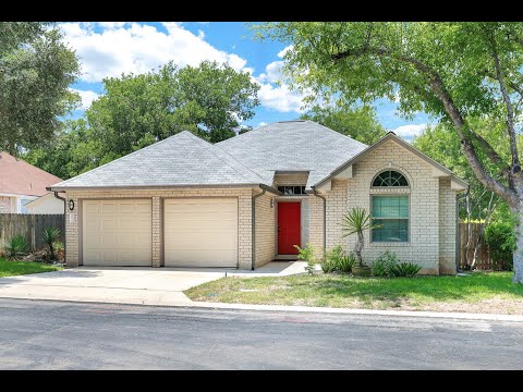 Serene Oasis: Stunning Backyard and Prime Location property video