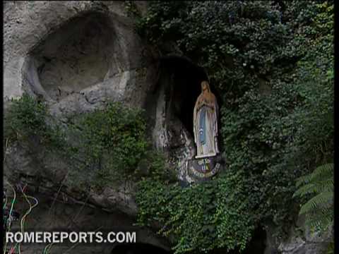 The story of the apparitions in Lourdes
