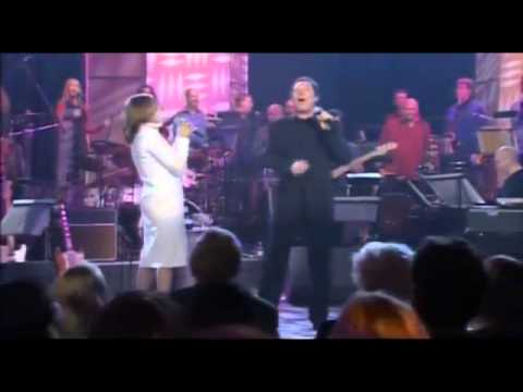 Tom Jones & Cerys Matthews - What's New Pussycat? (Live)