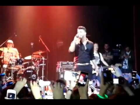 Ricardo Bielecki am 15.04.13 in Köln mit "Impossible"